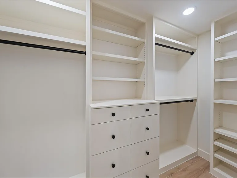 9323 Portal Dr — Photo 25