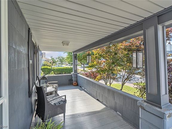 4th image of 5611 Bradley Ave