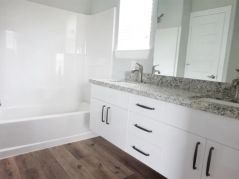 5036 Van Fleet St #A — Photo 13