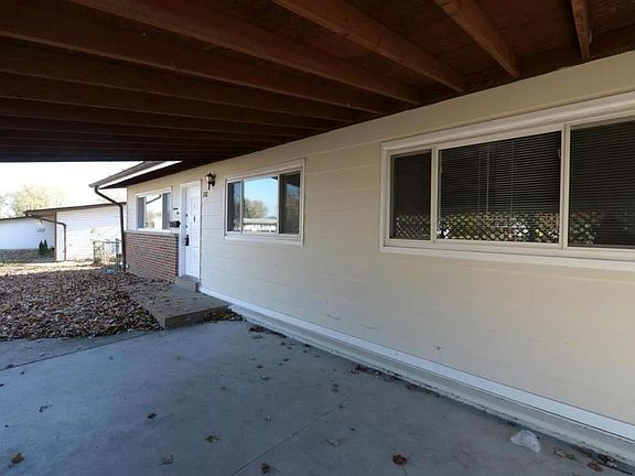 5th image of 710 Loyola Dr