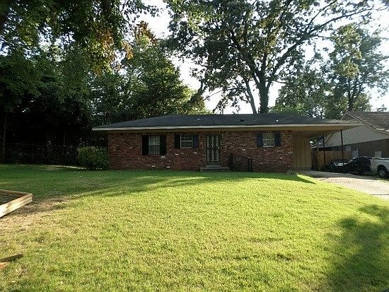 1st image of 3509 Coffee Dr