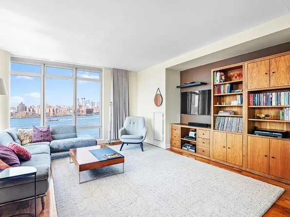 2 Northside Piers APT 11A, Brooklyn, NY 11249