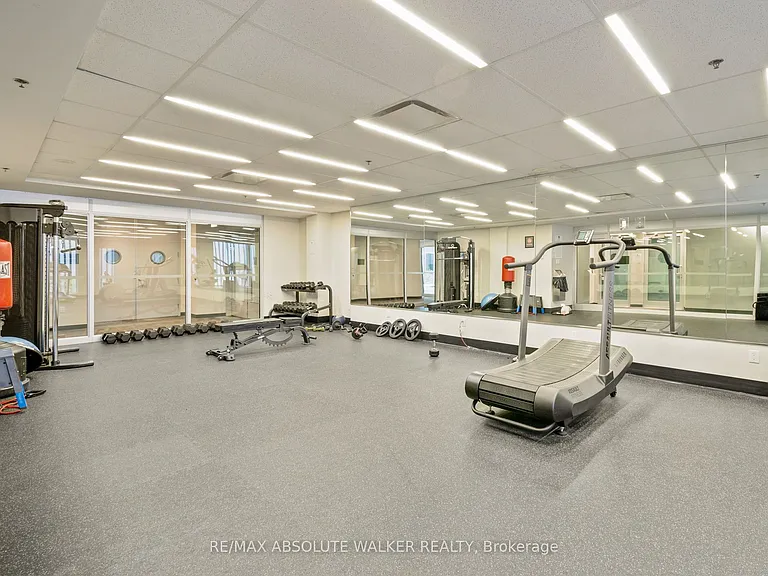 40 Nepean St #2702 — Photo 18