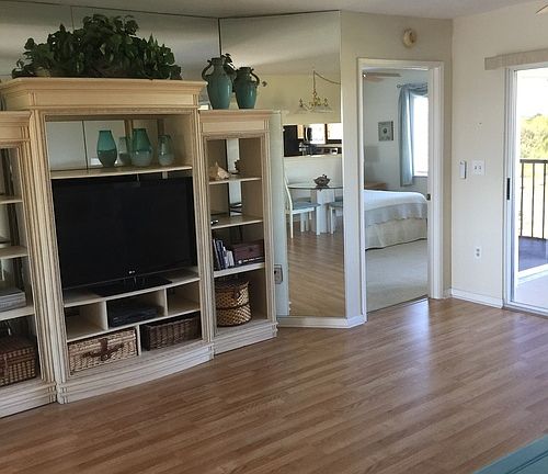 2nd image of 275 Palm Ave #C407e