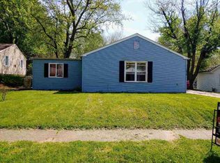 234 Algonquin Rd, Marquette Heights, IL 61554