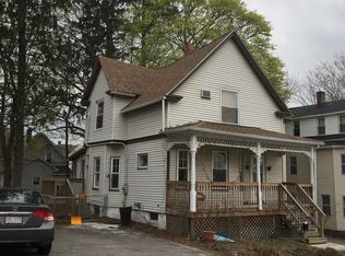 11 Gilman St, Worcester, MA 01605