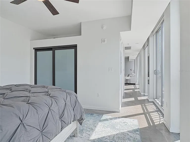 1350 Main St #302 — Photo 12