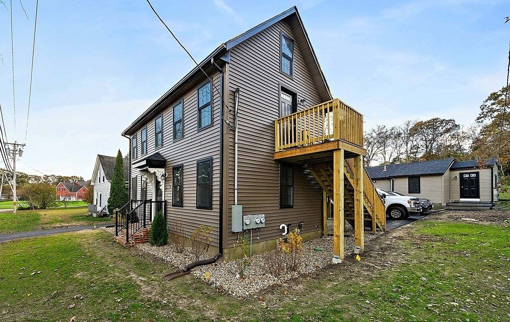 102 Jerome St, Berkley, MA 02779 Zillow