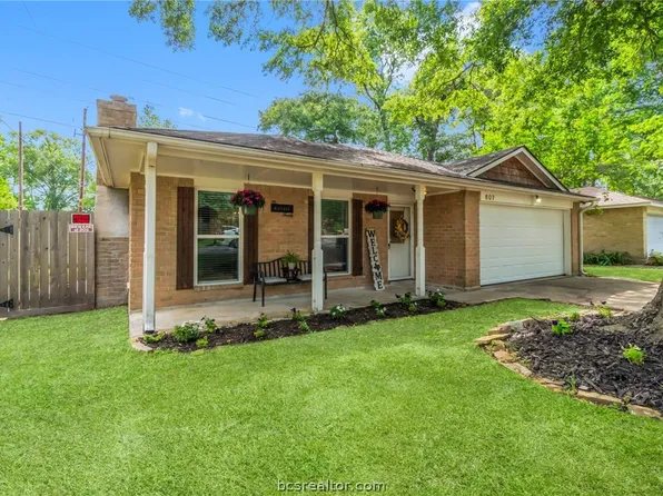 607 Toby Ln, Conroe, TX 77301