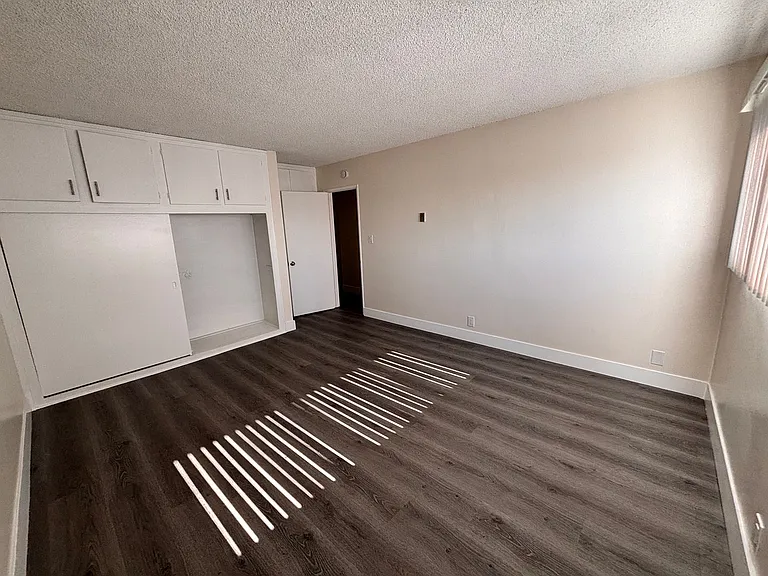 1600 N Stanton Pl — Photo 8