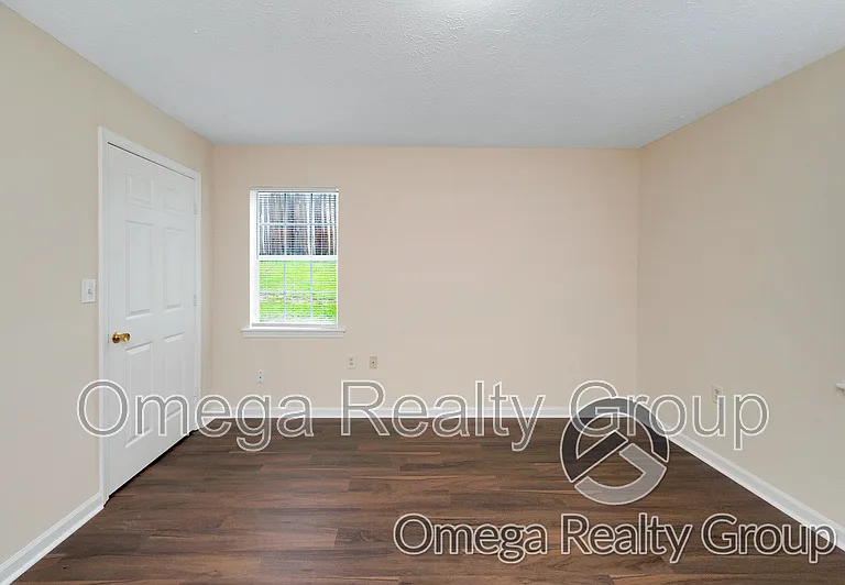 156 Patton St W #F — Photo 15