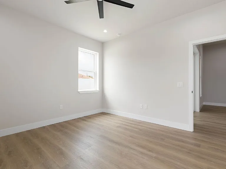 18 Wood Amber Ln #B — Photo 20