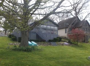 1445 S Lakeshore Dr, Albion, IN