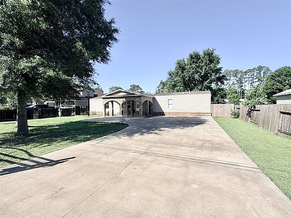 3rd image of 24178 Lilac Way