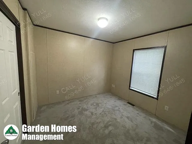 808 Pineview Ave — Photo 5