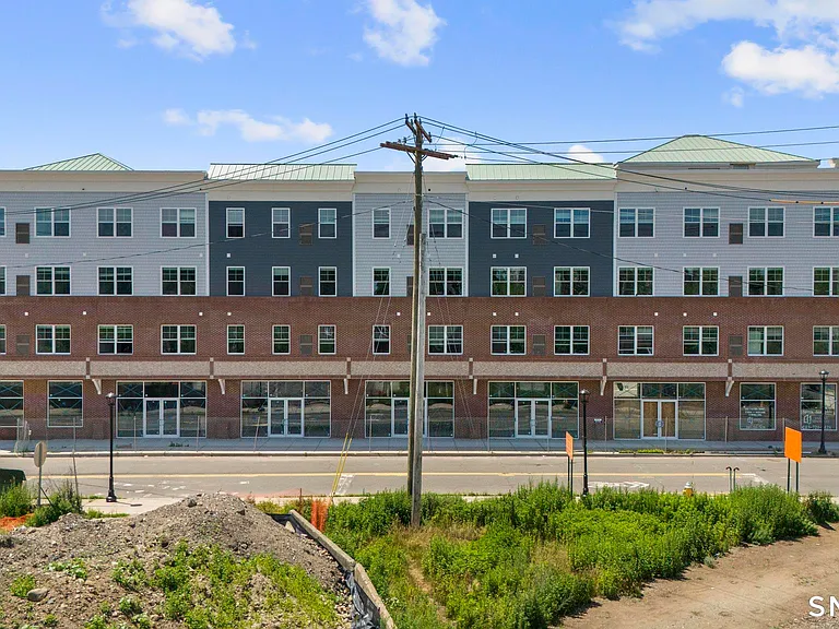 113 Canal St W #301 — Photo 3