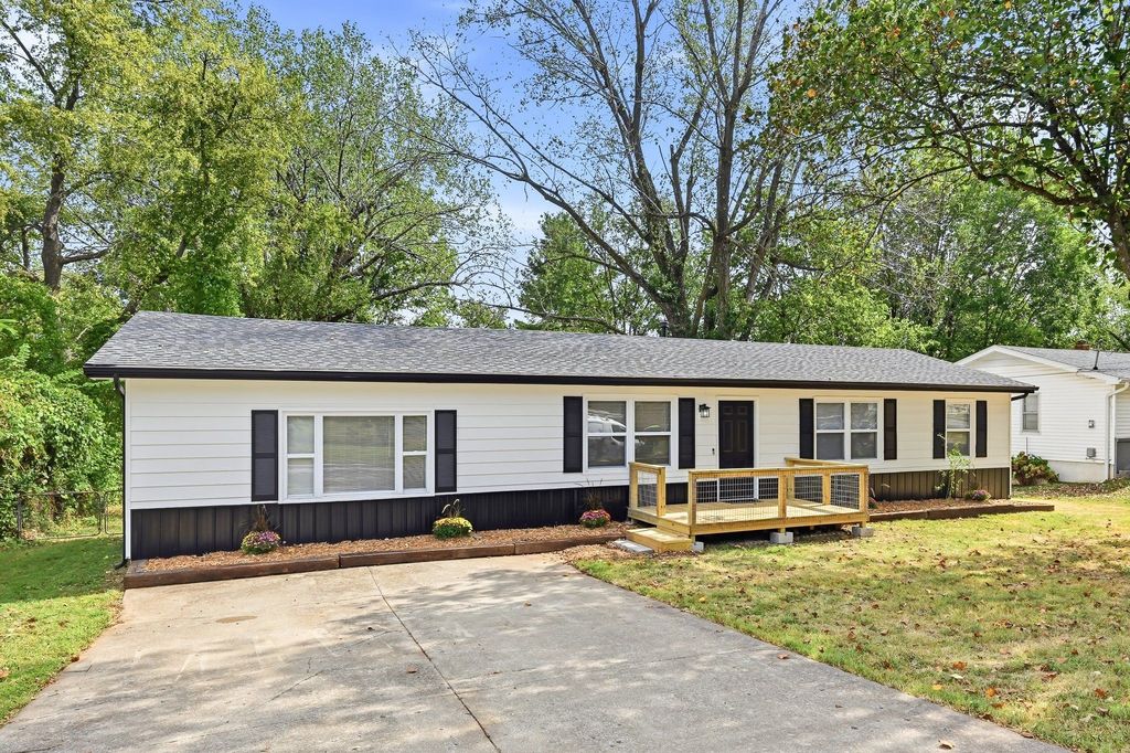 512 S Laurel Ave - Property Image