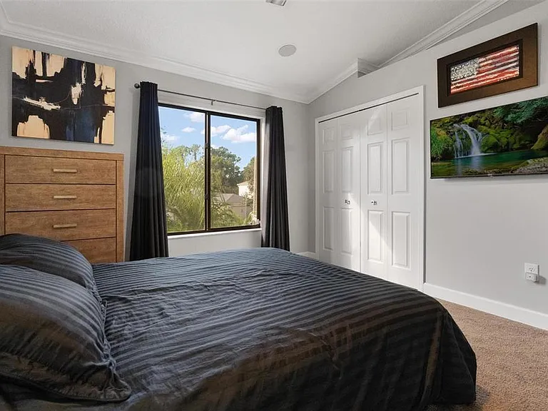 13228 Royal George Ave — Photo 20