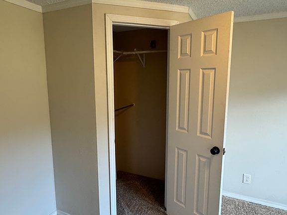 5th image of 3 Los Garcias Ln SE