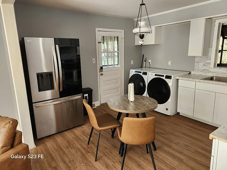Farmhurst Dr — Photo 12