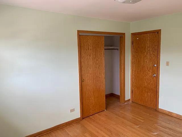 5547 W Higgins Ave — Photo 9