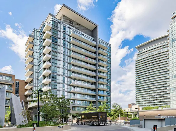 52 Forest Manor Rd #707, Toronto, ON M2J 0E2
