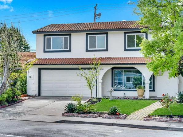 33149 Great Salt Lake Dr, Fremont, CA 94555