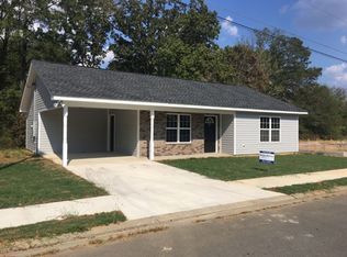 6 Runway Dr NW, Rome, GA 30165