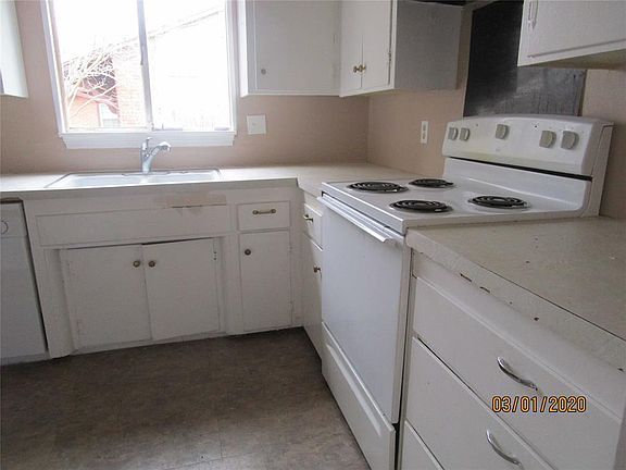 5th image of 3349 Sayles Blvd