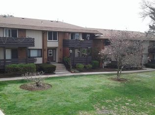 68 Sierra Vista Ln, Valley Cottage, NY 10989