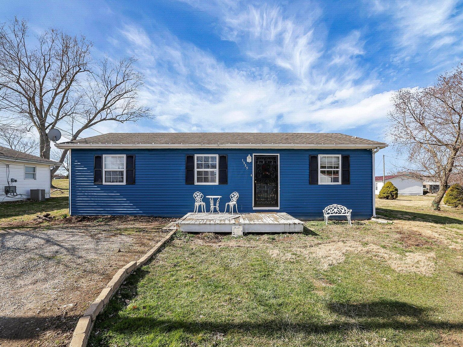 1335 S Pickaway St, Circleville, OH 43113 Zillow