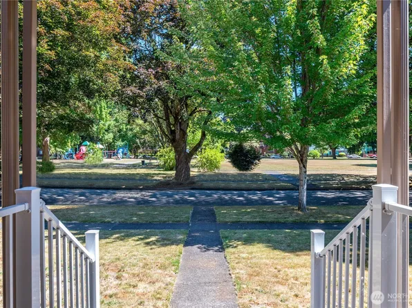 1429 21st Avenue, Longview, WA 98632