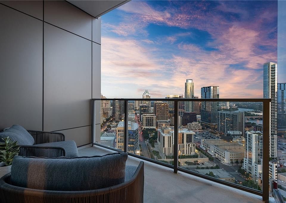 1st image of 501 West Ave APT 3001