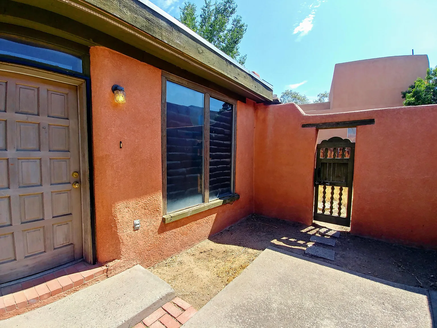 Awesome / Open Adobe Apartment in the North Valley — Photo 1