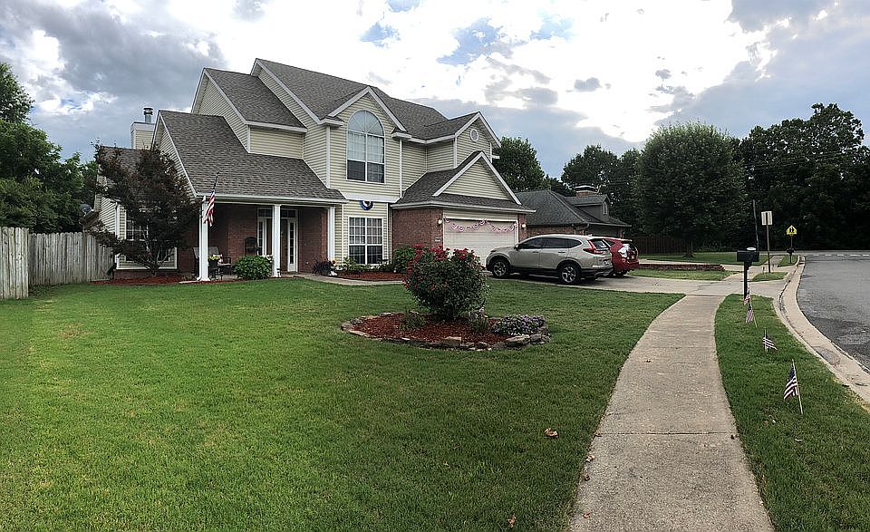 1st image of 2063 E Flint Creek Dr