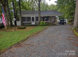 108 Captains Ct, Mount Gilead, NC 27306