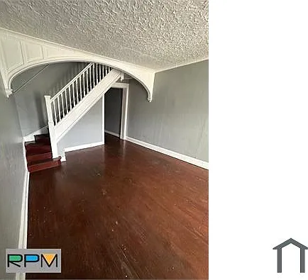 2944 Clifton Ave — Photo 7