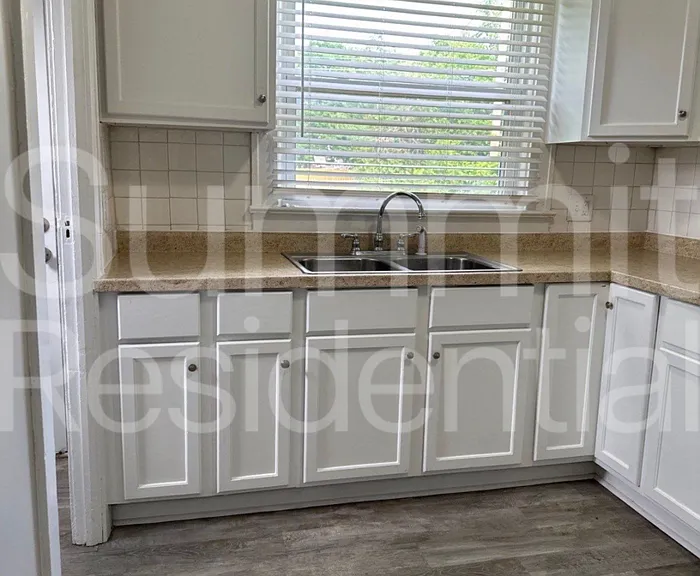 2614 Guilford Ave #2614 — Photo 8