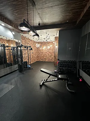 Rented by Nooklyn NYC LLC | media 45