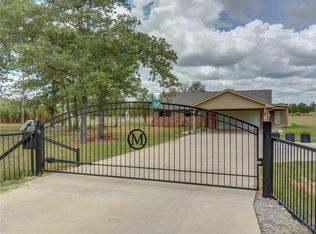 1045 County Road 232, Giddings, TX 78942