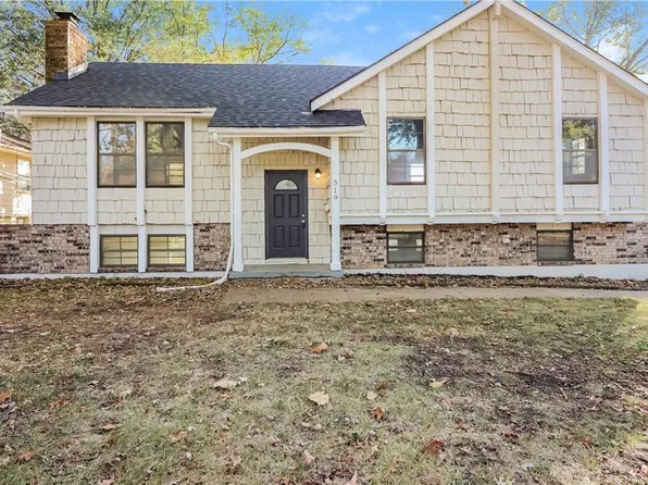 519 Concord St, Belton, MO 64012