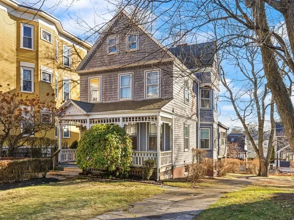 75 Van Winkle St, Dorchester, MA 02124