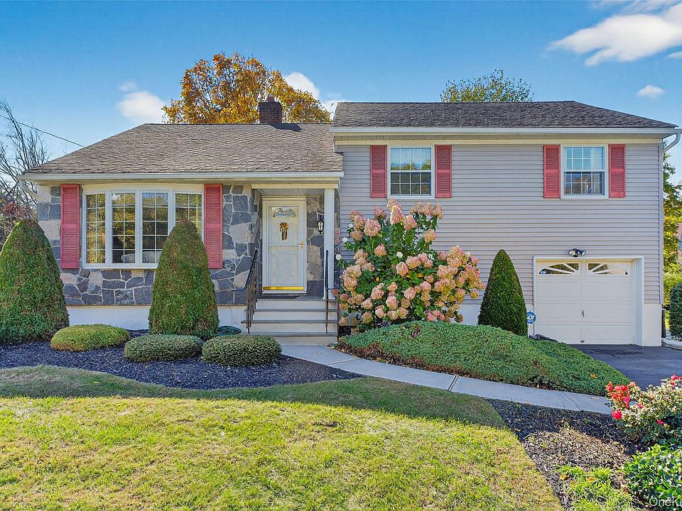 1st image of 30 Morris Drive
