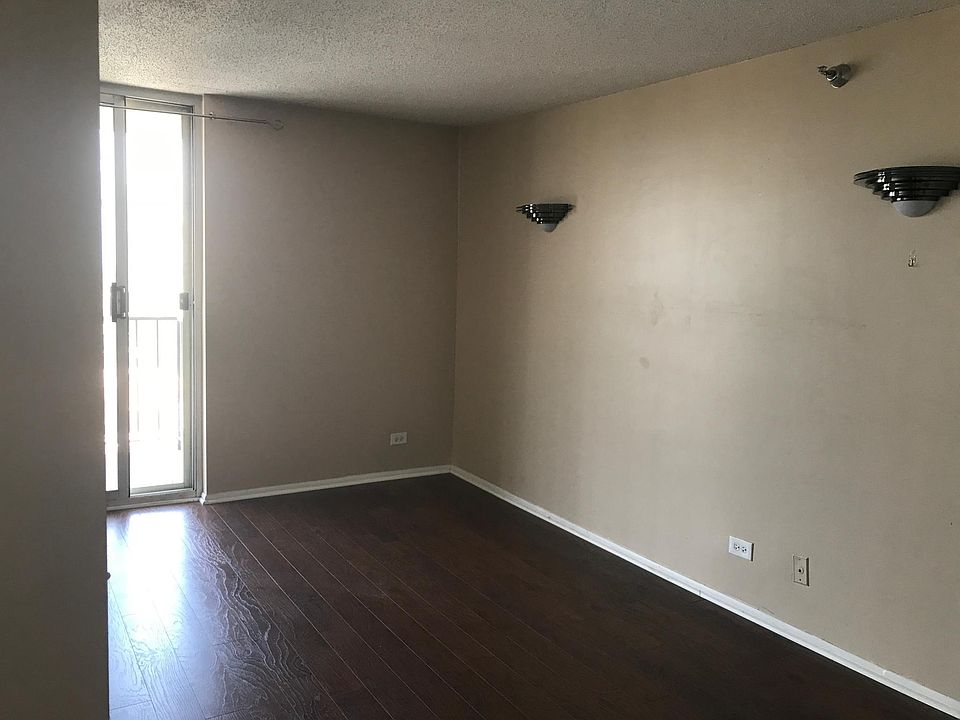1st image of 1212 N Lasalle St APT 1806