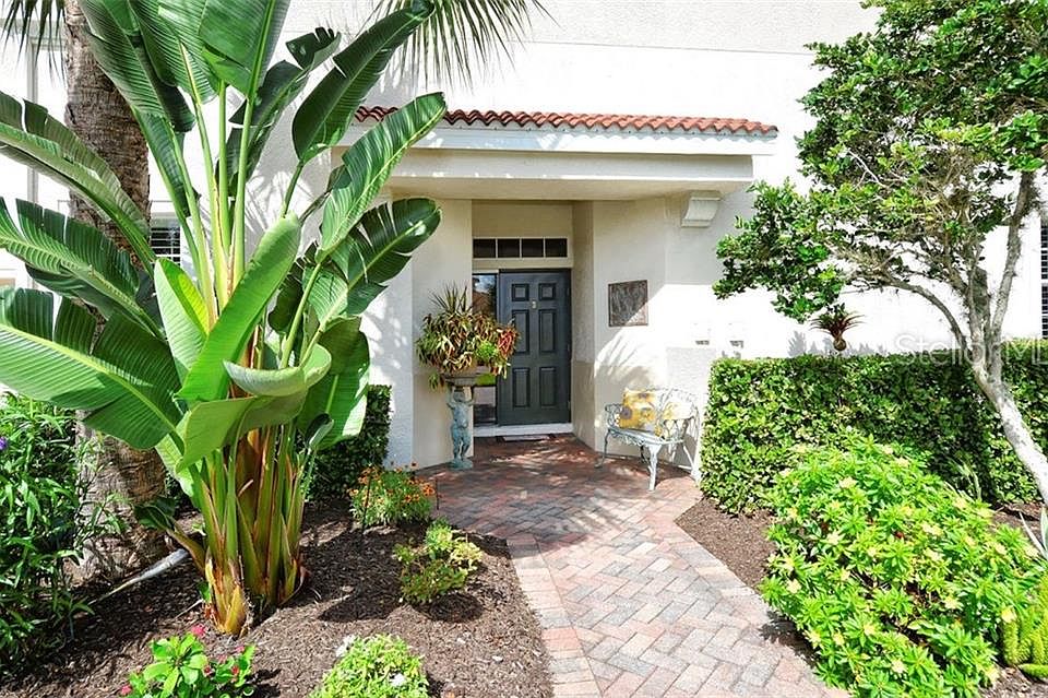 1st image of 133 Bella Vista Ter #32B