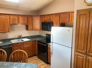 15704 Alpine Cir, Burnsville, MN 55306