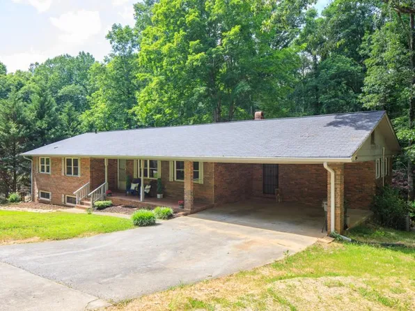 66 Laurel Heights Dr, Dahlonega, GA 30533