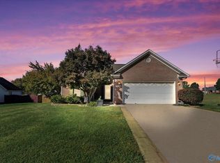 212 Tanner Point Dr, New Market, AL 35761