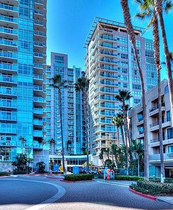 3rd image of 13700 Marina Pointe Dr Unit 525