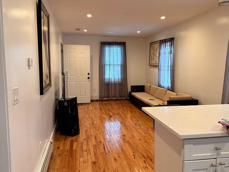 116 Winthrop Ave — Photo 9